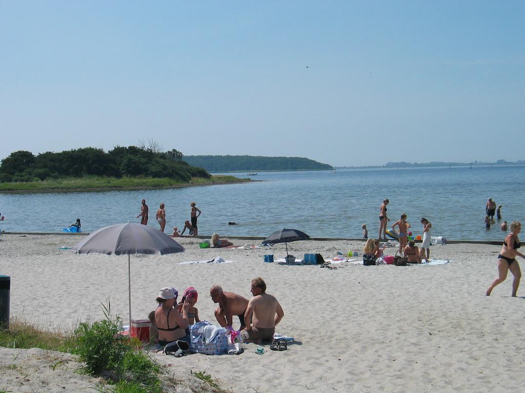 Nakskov Fjord Camping & Cottages Экстерьер фото